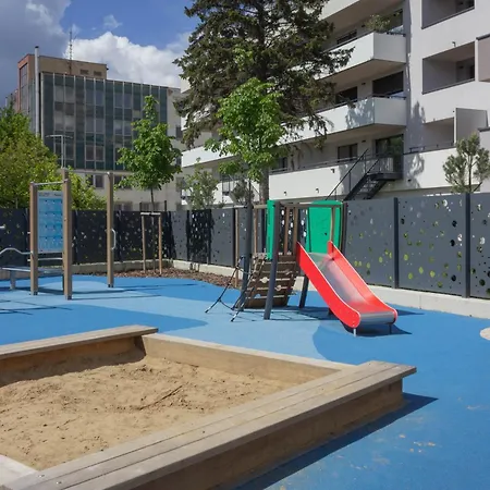 As Bella S Loggiou A Bezplatnym Vnutornym Parkovanim Košice