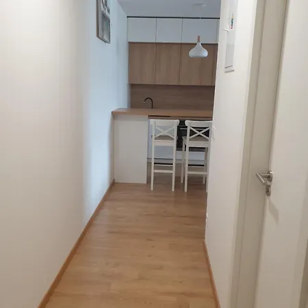 As Bella S Loggiou A Bezplatnym Vnutornym Parkovanim Apartmán Košice