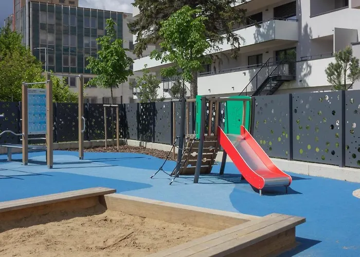 As Bella S Loggiou A Bezplatnym Vnutornym Parkovanim Košice